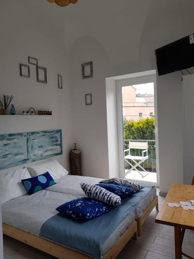 Mini Ca Del Borgo Apartment Finale Ligure Exterior photo