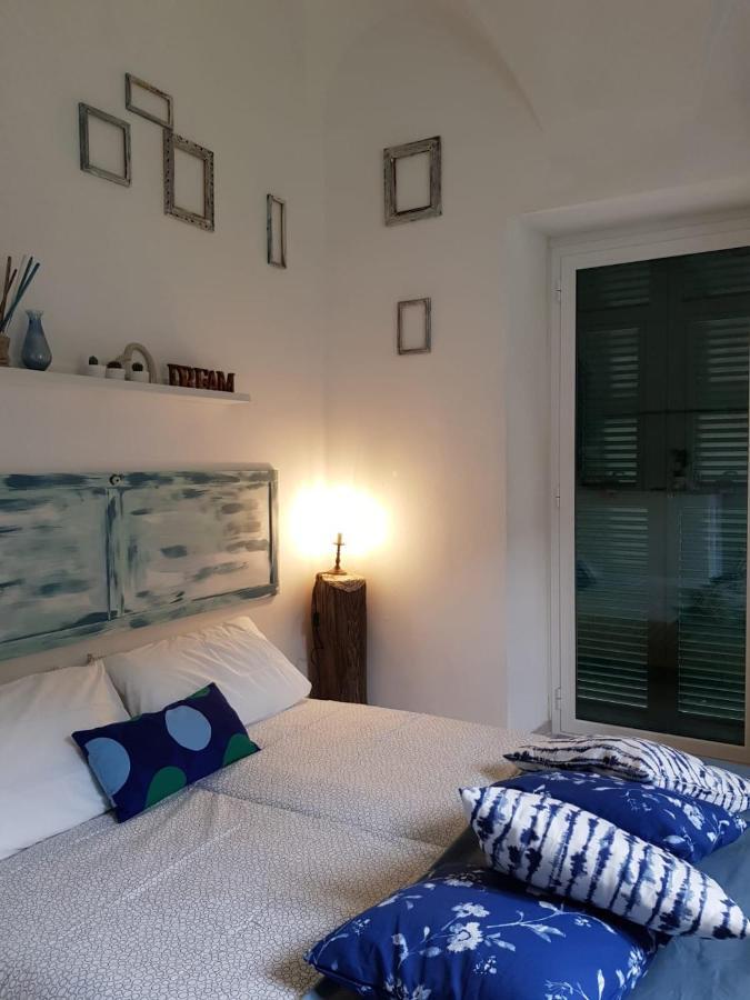 Mini Ca Del Borgo Apartment Finale Ligure Exterior photo